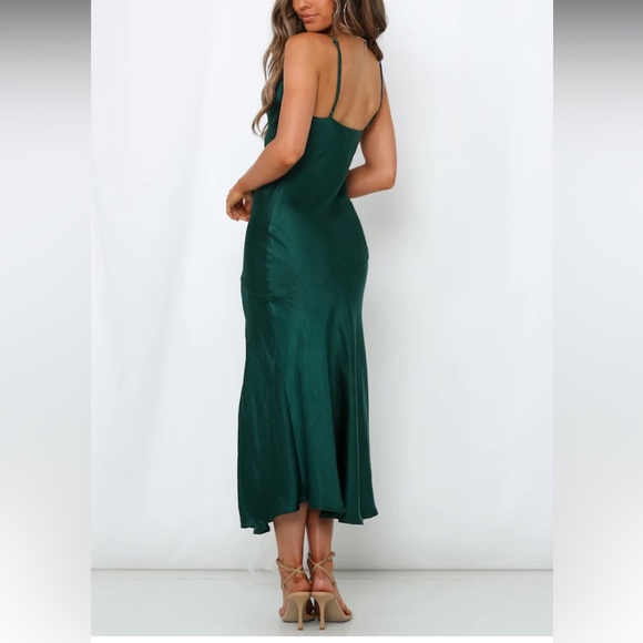 Forest Green Midi Dress - Picture 5 of 7